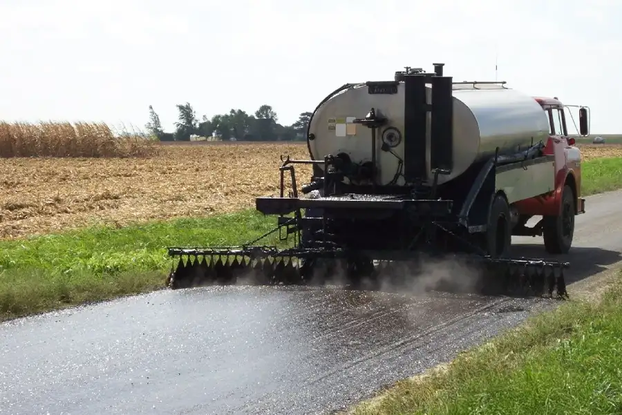 Oil and Chip Paving, asphalt services - Jacksonville, IL